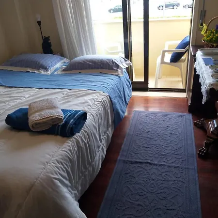 Guest house Rooms Near The Beach